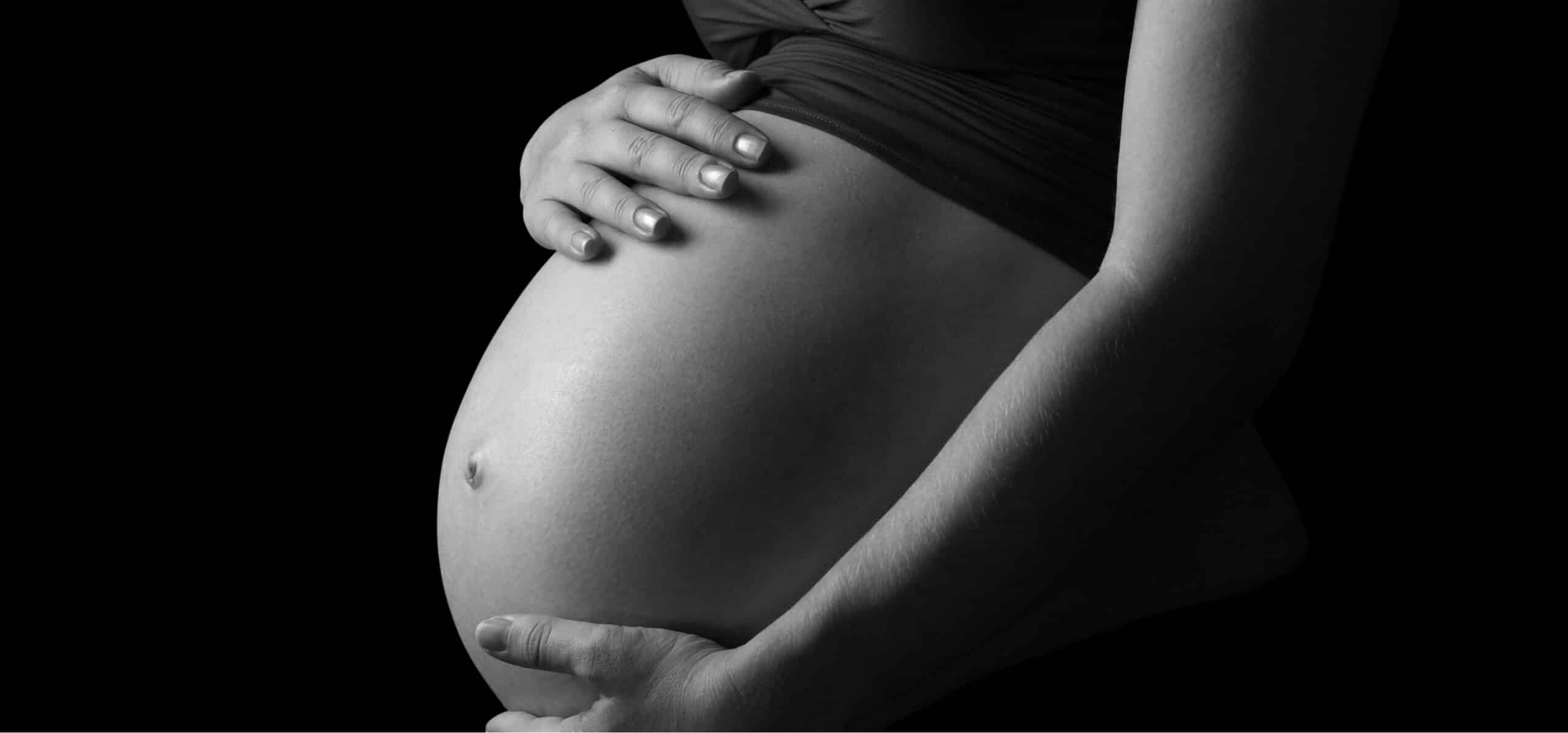 Augmentation mammaire et grossesse | chirurgie mammaire | Strasbourg | Drs Bollecker et Himy